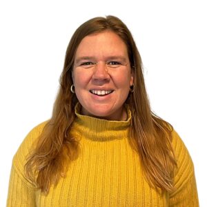 Mary Carlton Headshot